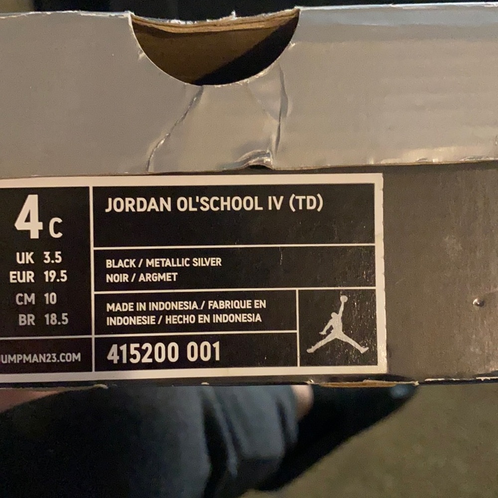Baby Jordan shoes black size 4
